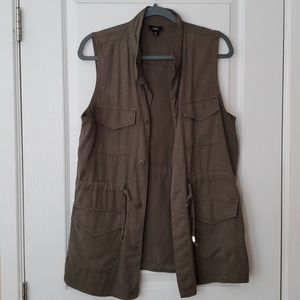 Khaki Sleeveless long vest